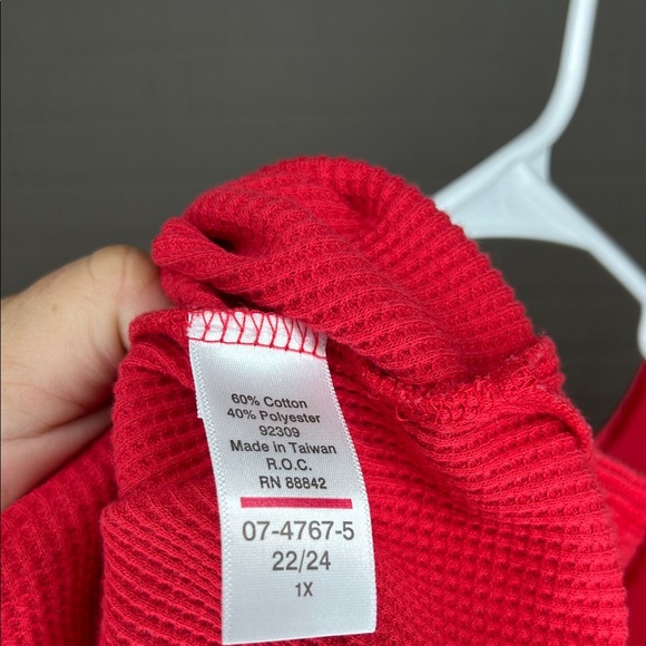 Women Within Red Short Sleeve Thermal Top - Picture 4 of 4